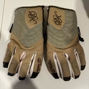 Ski/Snowboarding Gloves